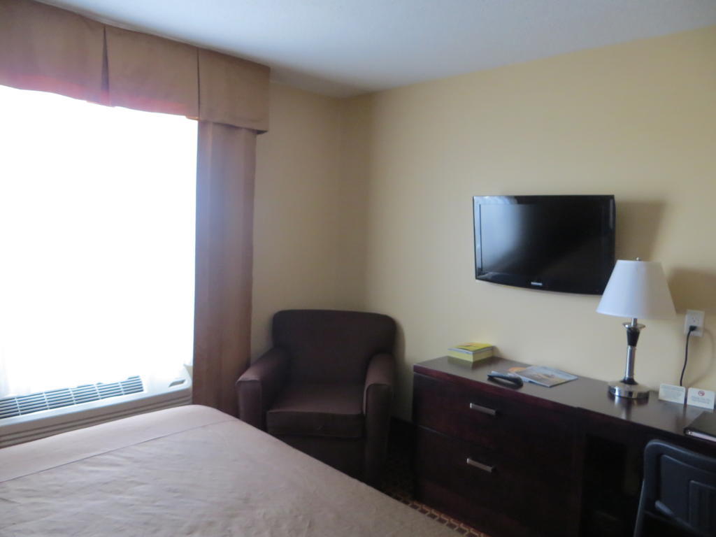 Poplar Tree Inn Stoughton ห้อง รูปภาพ