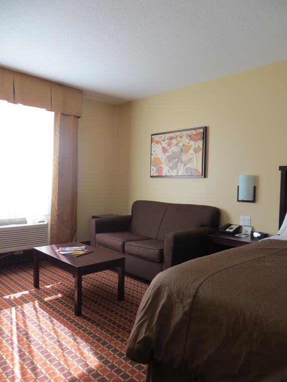 Poplar Tree Inn Stoughton ห้อง รูปภาพ